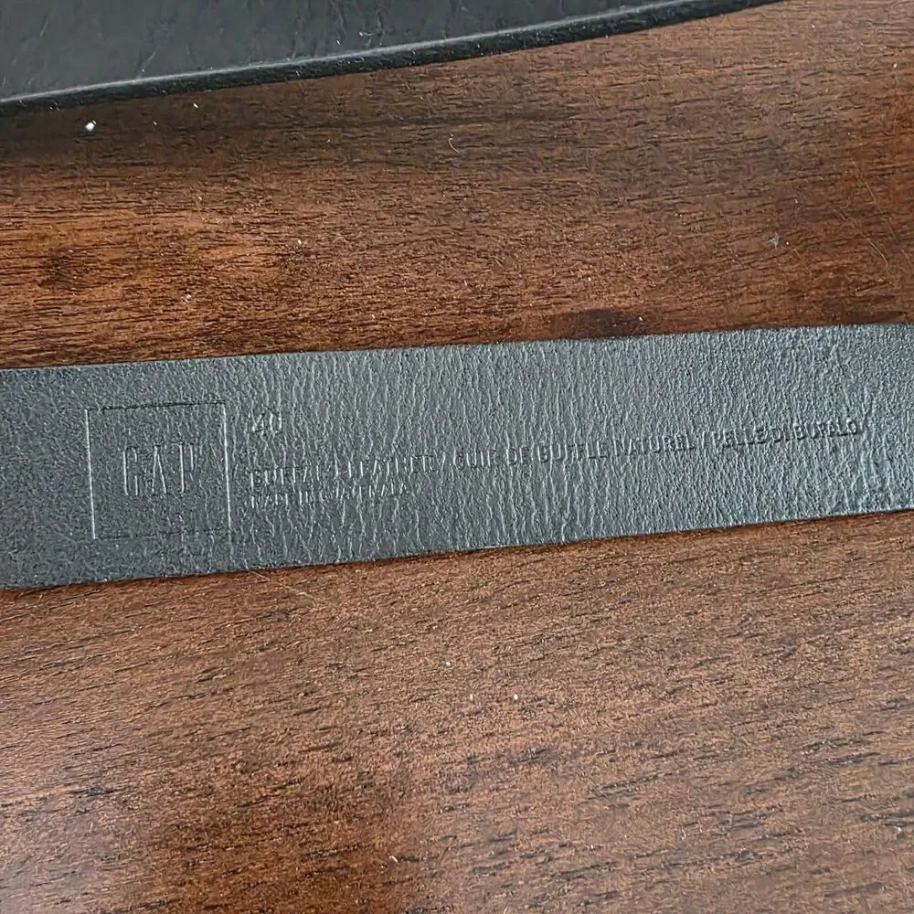 Gap Black Buffalo black leather Men’s dress belt silver buckle Sz 40 Adjustable